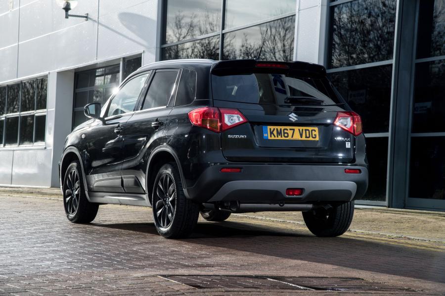  Suzuki Vitara Kuro 2018 года  (UK) (фото 2 из 9)